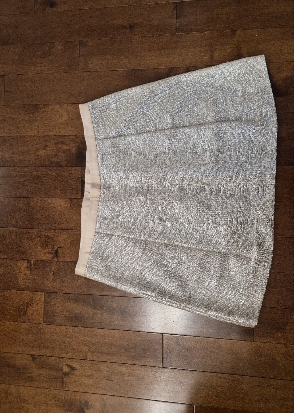 Tory Burch women's metallic skirt in XL